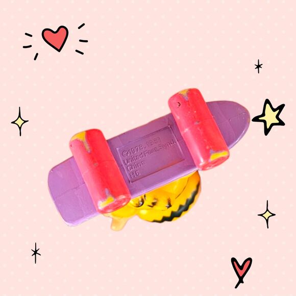 Vtg Garfield on skateboard minifigure - Picture 4 of 4